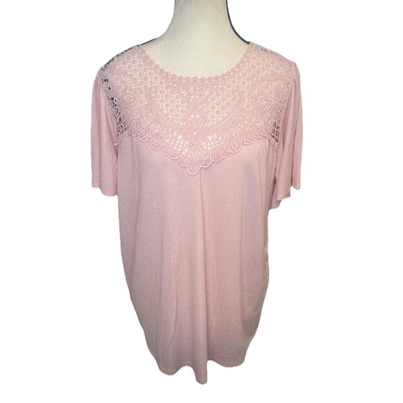 Torrid Women’s Pink Crochet Lace Flutter Sleeve Blouse Sz 0(12 Large) - Picture 1 of 10